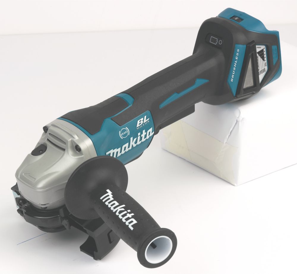 Makita dga463 online 18v