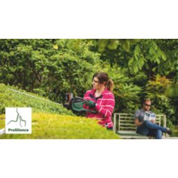 Bosch UniversalHedgeCut 60 60cm 480W 230V Corded  Hedge Trimmer
