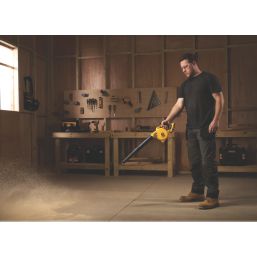 DEWALT  DCV100-XJ 18V Li-Ion XR  Cordless Compact Blower - Bare