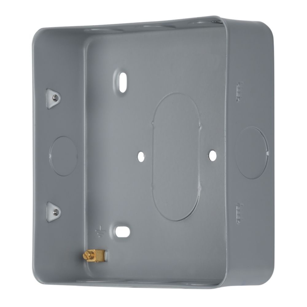 Contactum CLA3094 6/8-Module Grid Metal-Clad Back Box 37mm - Screwfix