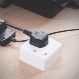 Mira Platinum HP/Combi Ceiling-Fed Black/Chrome Thermostatic Wireless Digital Mixer Shower