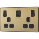 British General Evolve 13A 2-Gang SP Switched Socket + 3A 22W 2-Outlet Type A & C USB Charger Satin Brass with Black Inserts