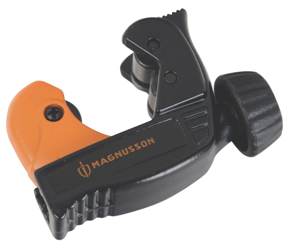 Screwfix milwaukee online pipe cutter