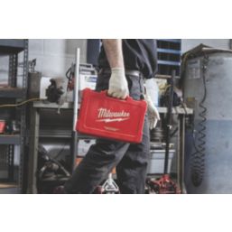 Milwaukee  3/8" Drive Ratchet & Socket Set 32 Pieces