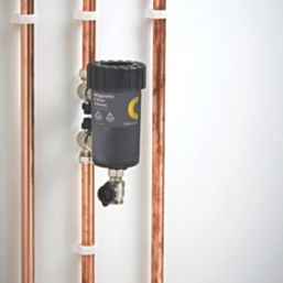 Flomasta  Magnetic Central Heating Filter 22mm