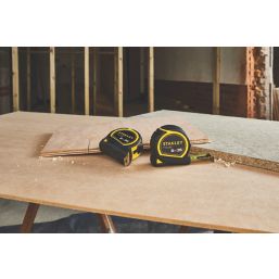 Stanley FatMax Pro 10m Tape Measure - Screwfix