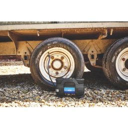 Ring  Digital Air Compressor with Light 12V