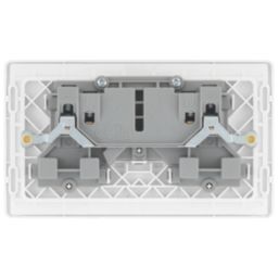 British General Evolve 13A 2-Gang SP Switched Socket Pearlescent White  with White Inserts
