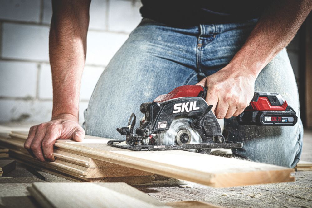 Cordless saw screwfix hotsell