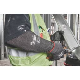 Milwaukee  Cut-Resistant Sleeve 40cm Red One Size