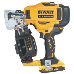 DEWALT DCN45RND2-GB 45mm 18V 2 x 2.0Ah Li-Ion XR Brushless First Fix Cordless Nail Gun