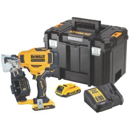 DEWALT DCN45RND2-GB 45mm 18V 2 x 2.0Ah Li-Ion XR Brushless First Fix Cordless Nail Gun