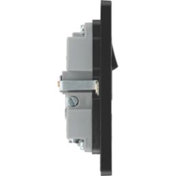 British General Evolve 13A 1-Gang SP Switched Socket + 2.1A 10.5W 2-Outlet Type A USB Charger Blue with Black Inserts