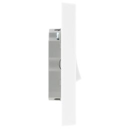 British General 900 Series 20A 16AX 3-Gang 2-Way Light Switch  White