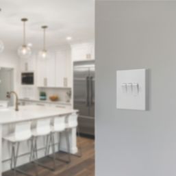 British General 900 Series 20A 16AX 3-Gang 2-Way Light Switch  White