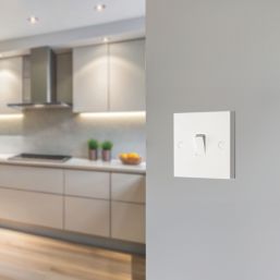 British General 900 Series 10AX 1-Gang 1-Way Light Switch  White