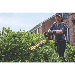 DeWalt  DCMHT573X1-GB 65cm 54V 1 x 9Ah Li-Ion XR FlexVolt Brushless Cordless Hedge Trimmer