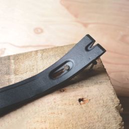 Roughneck  Utility Bar 18"