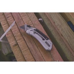 TOUGHBUILT Scraper Utility Knife 3/4-in 5-Blade Retractable Utility Knife  in the Utility Knives department at