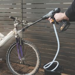 Titan TTI1230PRW 22bar 18V 1 x 5Ah Li-Ion TXP  Cordless Hand-Held Pressure Washer