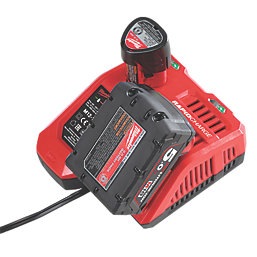 Milwaukee M12-18 FC 12/18V   Fast Charger