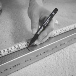 TRACER  Medium Tip Mixed Colours Permanent Marker 4 Piece Set