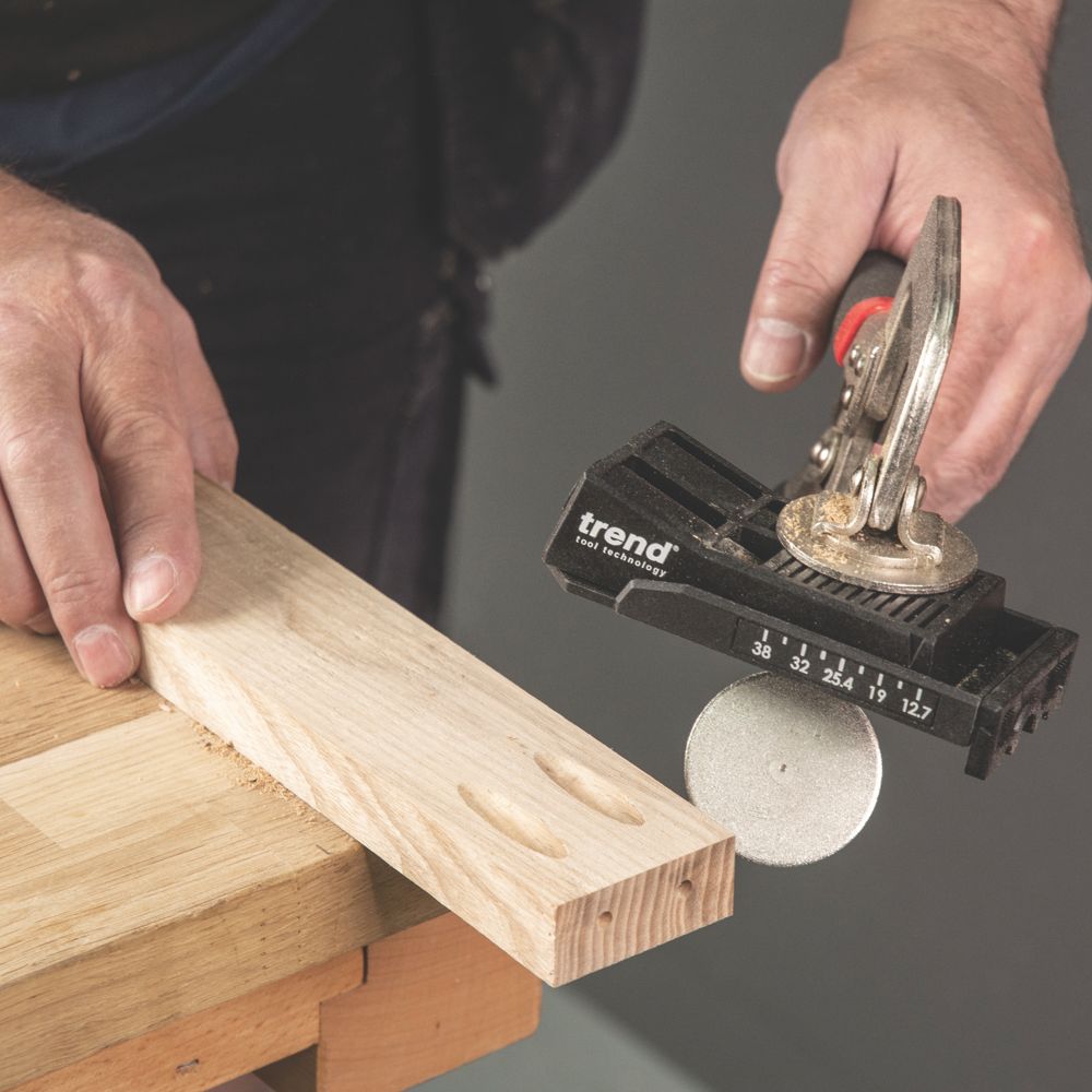 Pocket drill jig deals screwfix