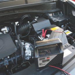 Maypole MP7404 4A Automatic Compact Battery Charger 12V