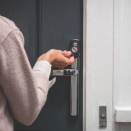 Yale Conexis L2  Smart Door Lock Chrome / Black