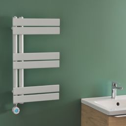 Flomasta 700mm x 400mm 853BTU White Flat Electric Towel Radiator