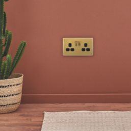 Arlec  13A 2-Gang SP Switched Socket Gold  with Black Inserts