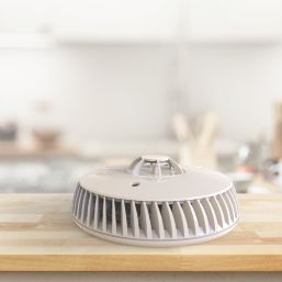 FireAngel  FA6720-R Battery Standalone Kitchen Heat Alarm 10 Year