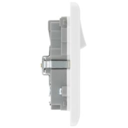 LAP  13A 2-Gang SP Switched Socket + 3.1A 15.5W 2-Outlet Type A USB Charger White