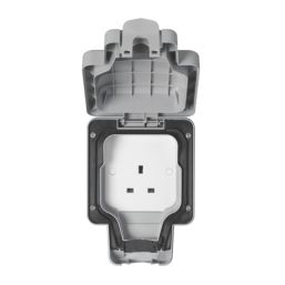 MK Masterseal Plus IP66 13A 1-Gang Weatherproof Outdoor Unswitched Socket
