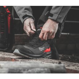 Milwaukee Flextred Size 11  Black   Safety Boots