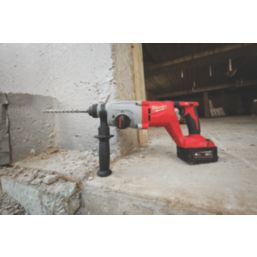 Milwaukee M18BLHACD-402X 3.1kg 18V 2 x 4Ah Li-Ion RedLithium Brushless Cordless SDS Hammer Drill