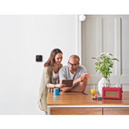 Honeywell Home T6R-HW Wall-Mounted Wireless Heating & Hot Water Smart Thermostat