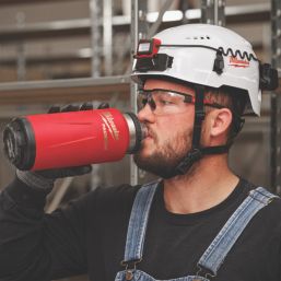 Milwaukee Packout Bottle with Chug Lid 1065ml Red