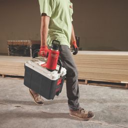 Milwaukee Packout Bottle with Chug Lid 1065ml Red