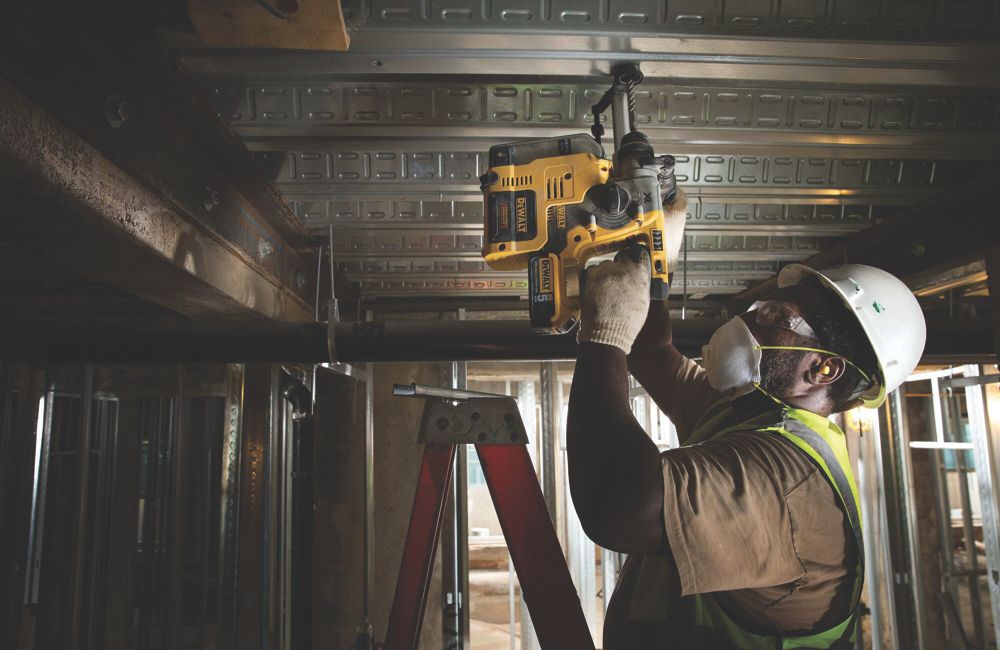 Dewalt dch273 18v brushless sds hammer drill best sale body only