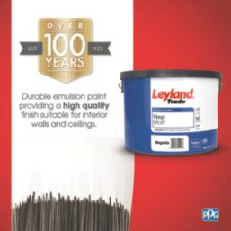Leyland Trade  10Ltr Magnolia Vinyl Matt Emulsion  Paint