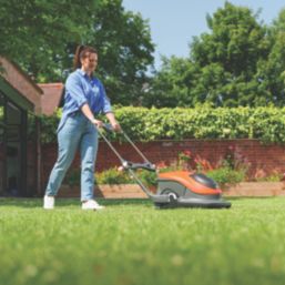 Flymo EasiHover 300 36V 2 x 8Ah Li-Ion Power for All  Cordless 30cm Hover Lawn Mower