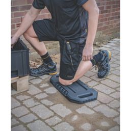DEWALT Multi-Use Knee Protection Non-Safety Kneeling Mat  Black