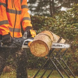 Titan TTCS2400 2400W 220-240V Electric  45cm Chainsaw