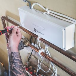 JG Underfloor JGWCRF4  Underfloor Heating Wiring Centre with RF  8 Zones 240V