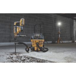 DEWALT DWV905H-GB 75Ltr/sec  Electric H Class Dust Extractor 230V