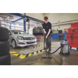 Karcher Pro NT30/1 1500W 30Ltr  Wet & Dry Vacuum Cleaner 240V