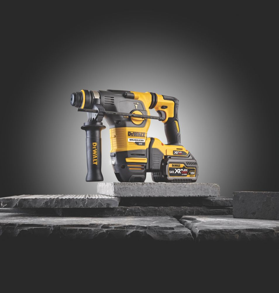 Screwfix sds online dewalt