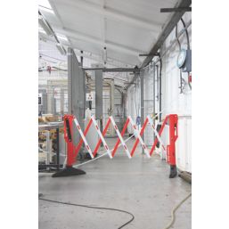 JSP  Titan Expander Barrier Red/White 570mm