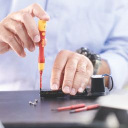 Wiha PicoFinish SlimVario VDE Precision Screwdriver with Bits 4 Piece Set